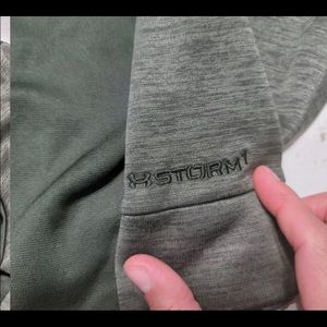 Under Armour Green Comfort Drawstring Long Sleeves Storm Hooded Sweater Men's